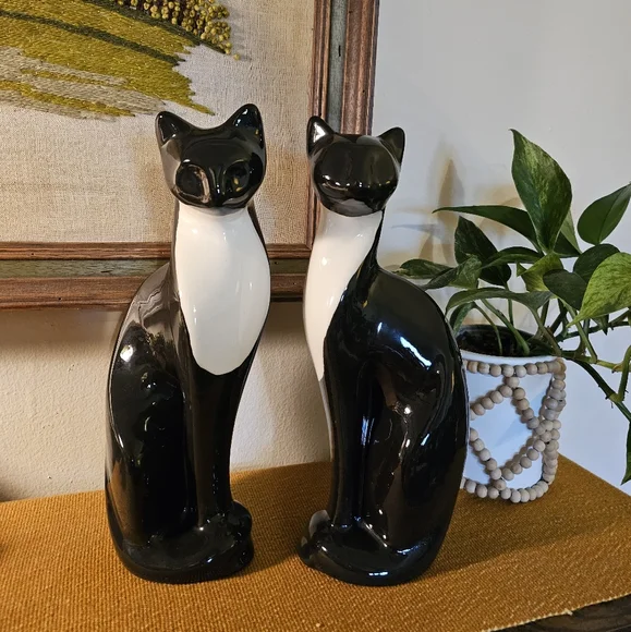 VTG MCM Ceramic Cat Figurines (Set of 2) - Picture 7 of 9